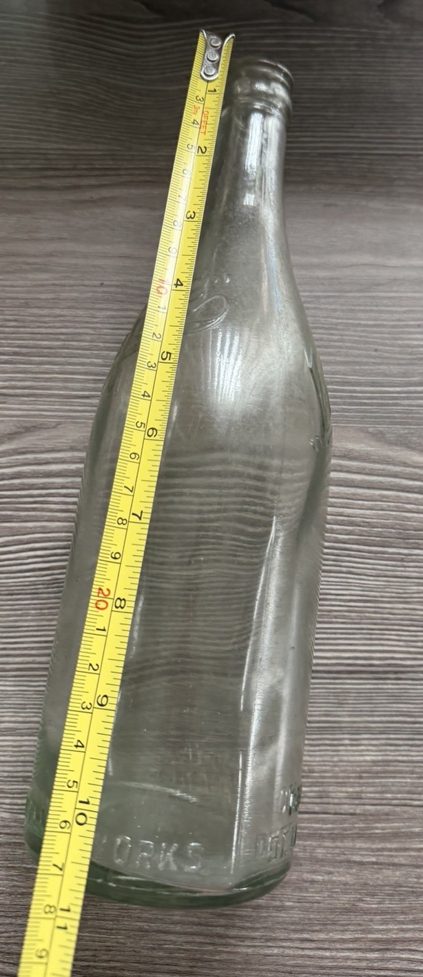 1900–920s Wayne Beverage Embossed Soda Bottle Detroit, Michigan 1 Pint 10 Ounces