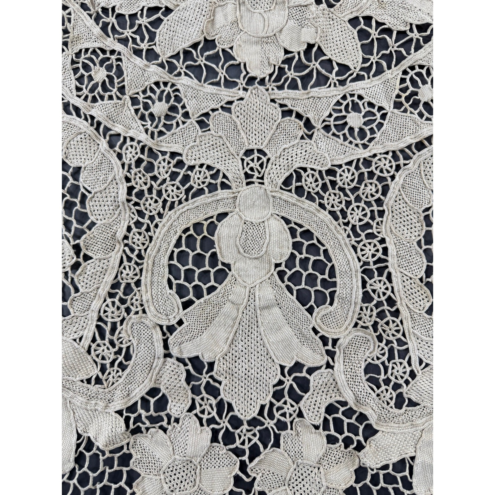 Vintage Italian Point De Venise Needle Lace Banquet Tablecloth 91x57inches