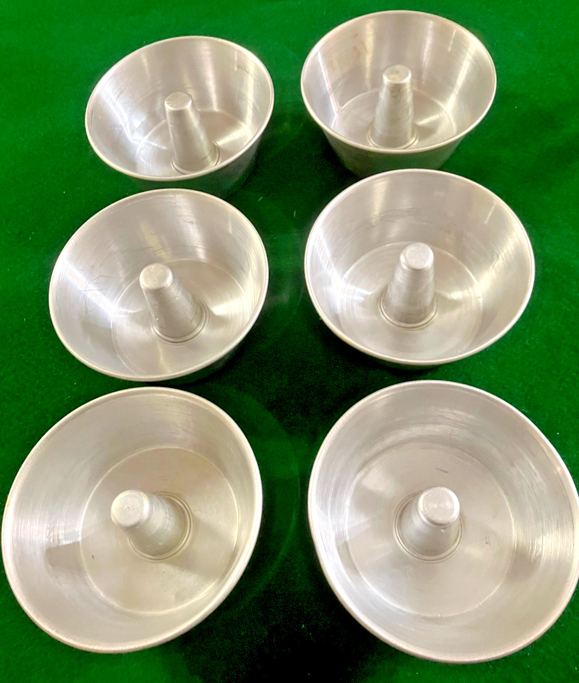Vtg.6 Bunt Cake Molds/Pans,Jello,Candy,Pudding 3 1/2″ X 1 1/2″ 1950/60’s V/Good