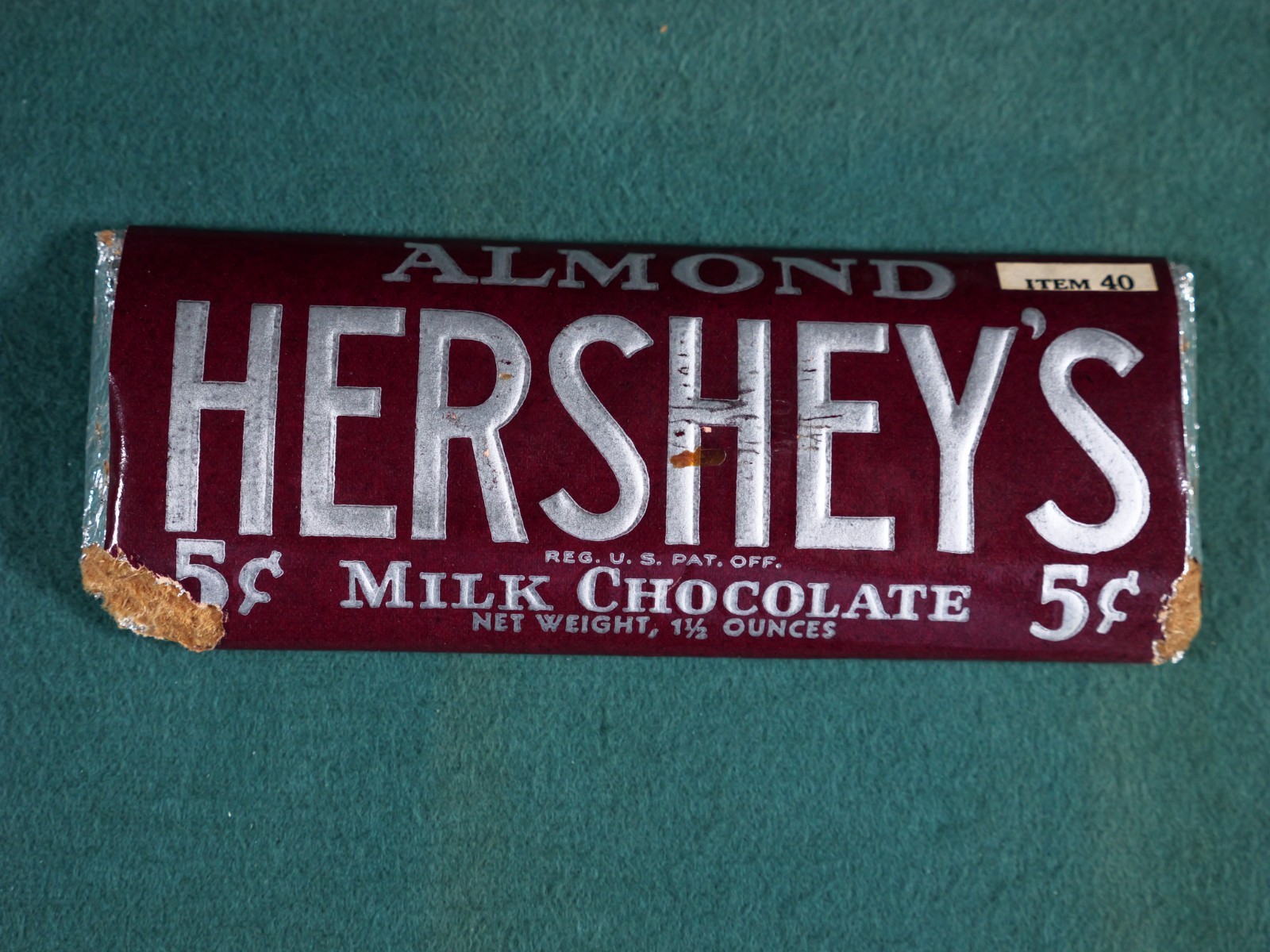 1930s-40s Genuine Hershey 5c Milk Chocolate Dummy Bar Salesman’s Sample Item 40