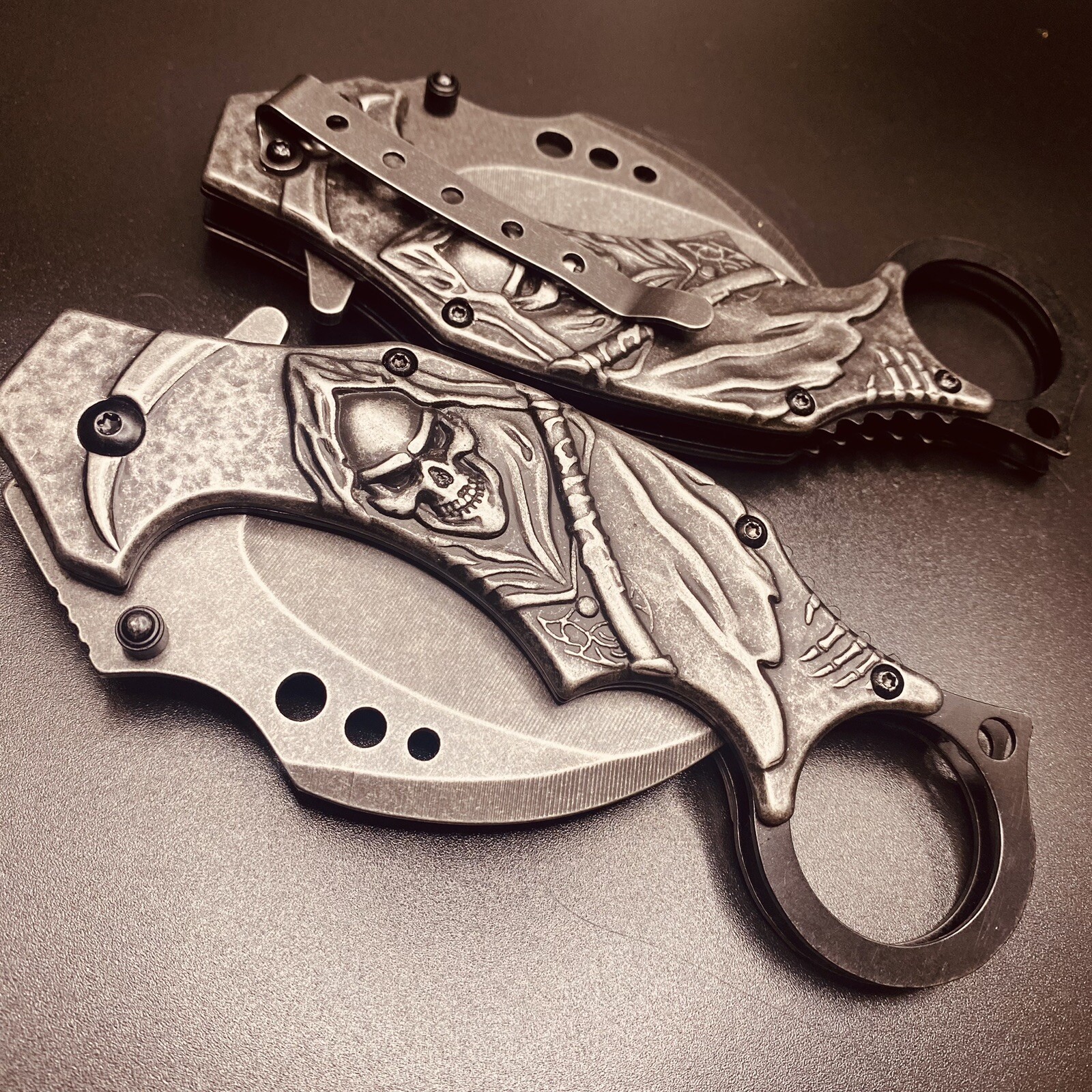 CS:GO Skull Karambit Spring Assisted Open Blade Folding Pocket Knife Claw EDC