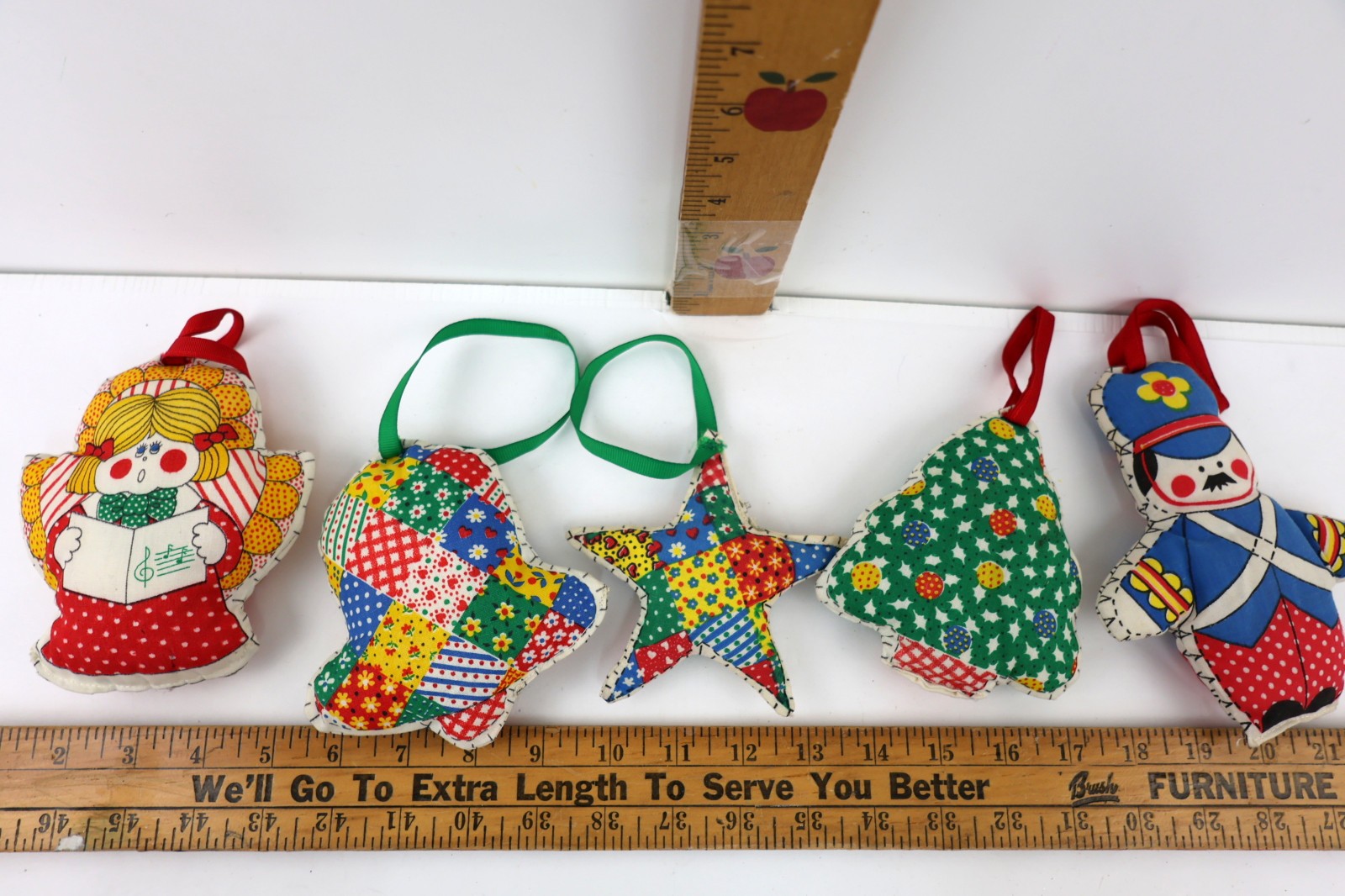 Vintage Lot of 5 Handmade Fabric Patchwork Calico Quilt Christmas Ornaments