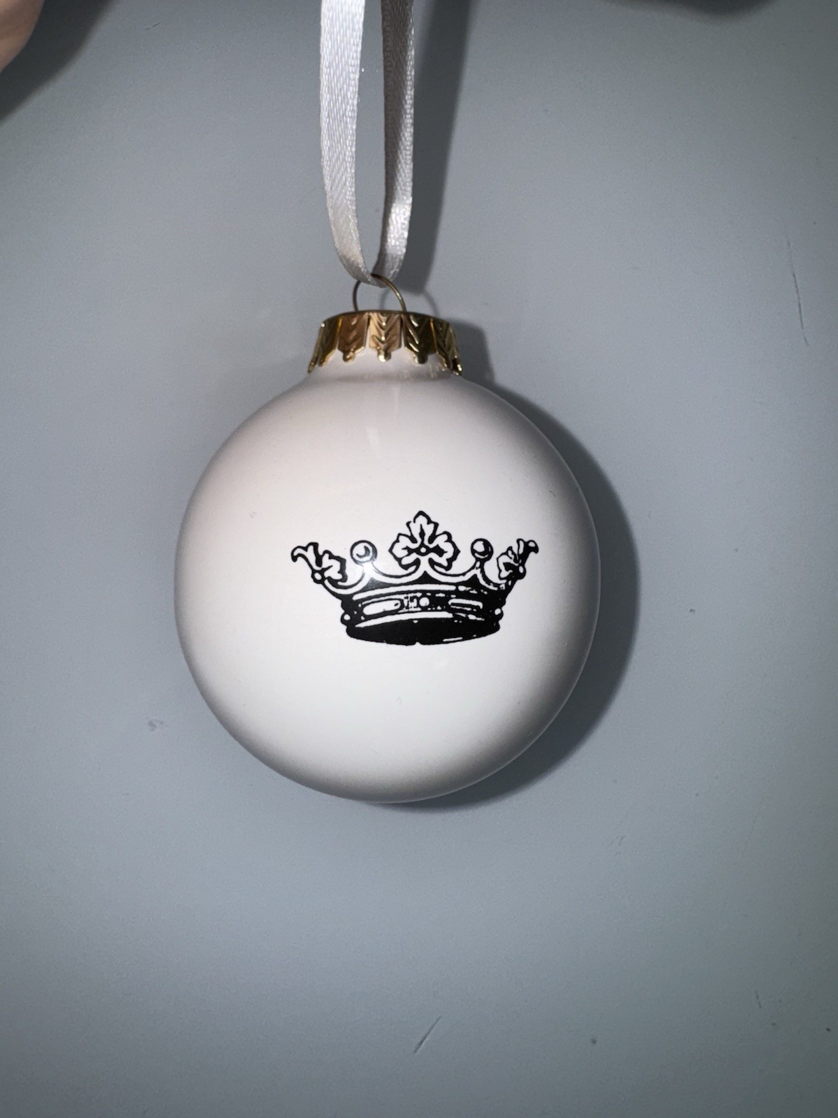 Kühn Keramik Berlin Ornament Original Box -Porcelain Bauble W/ Black Crown