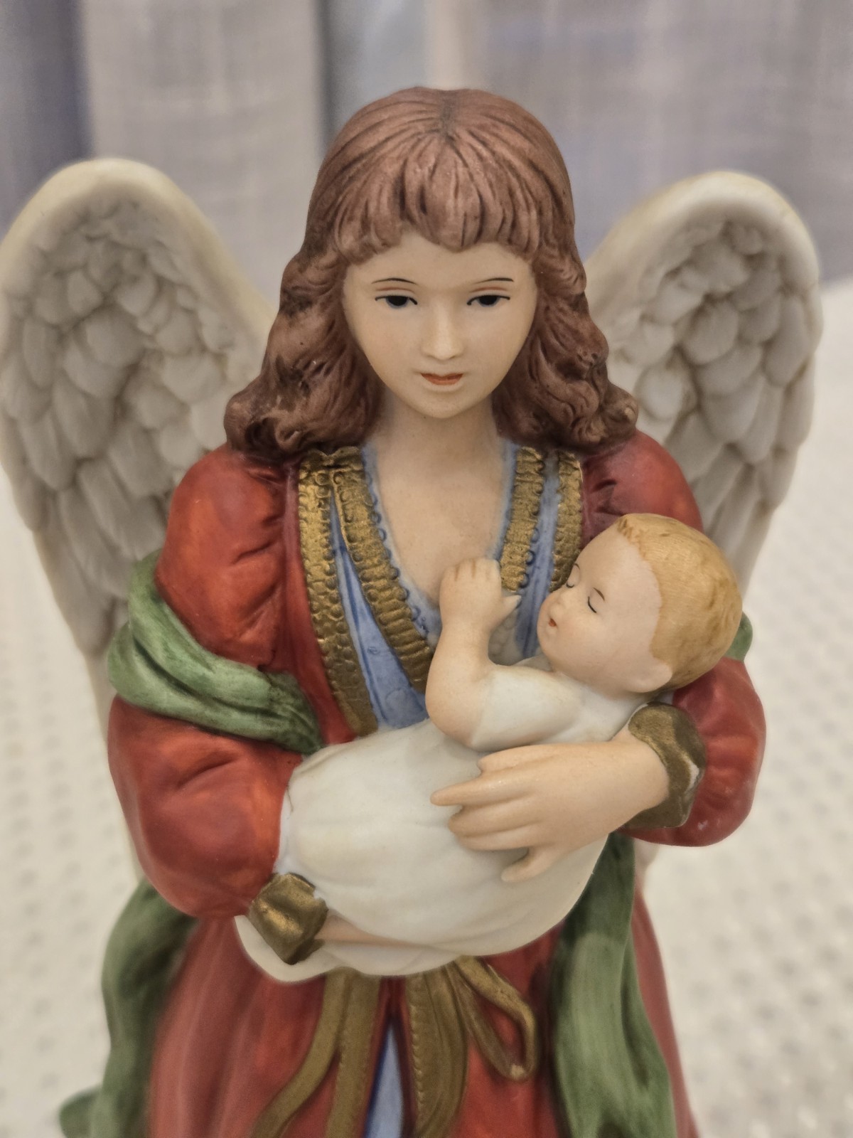 Vtg Homco 7.5″ Figurine “Heaven’s Treasures #1432 Guardian Angel Holding Baby