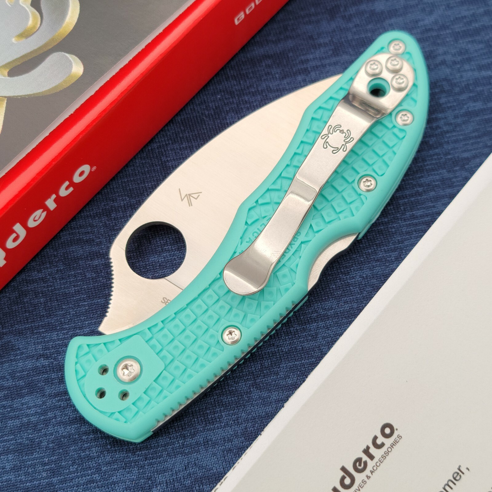 Spyderco Delica 4 CPM-S30V Wharncliffe Plain Blade Teal FRN Exclusive C11FPWCTL