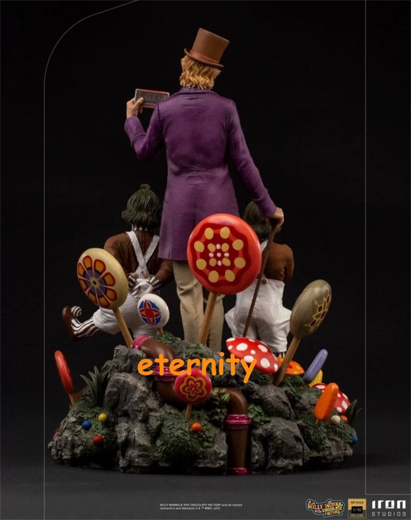 Iron Studios Willy Wonka & the Chocolate Factory Willy Wonka 1/10 Statue Model