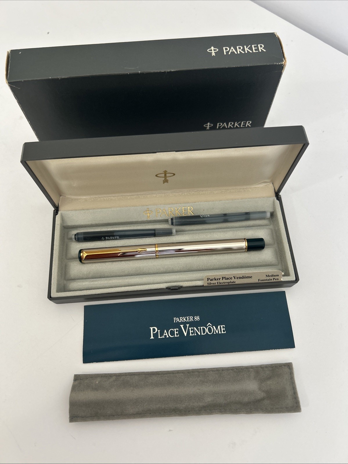 Parker 88 Place Vendome Silver-Plate Electroplate Fountain Pen Medium 2 Refill
