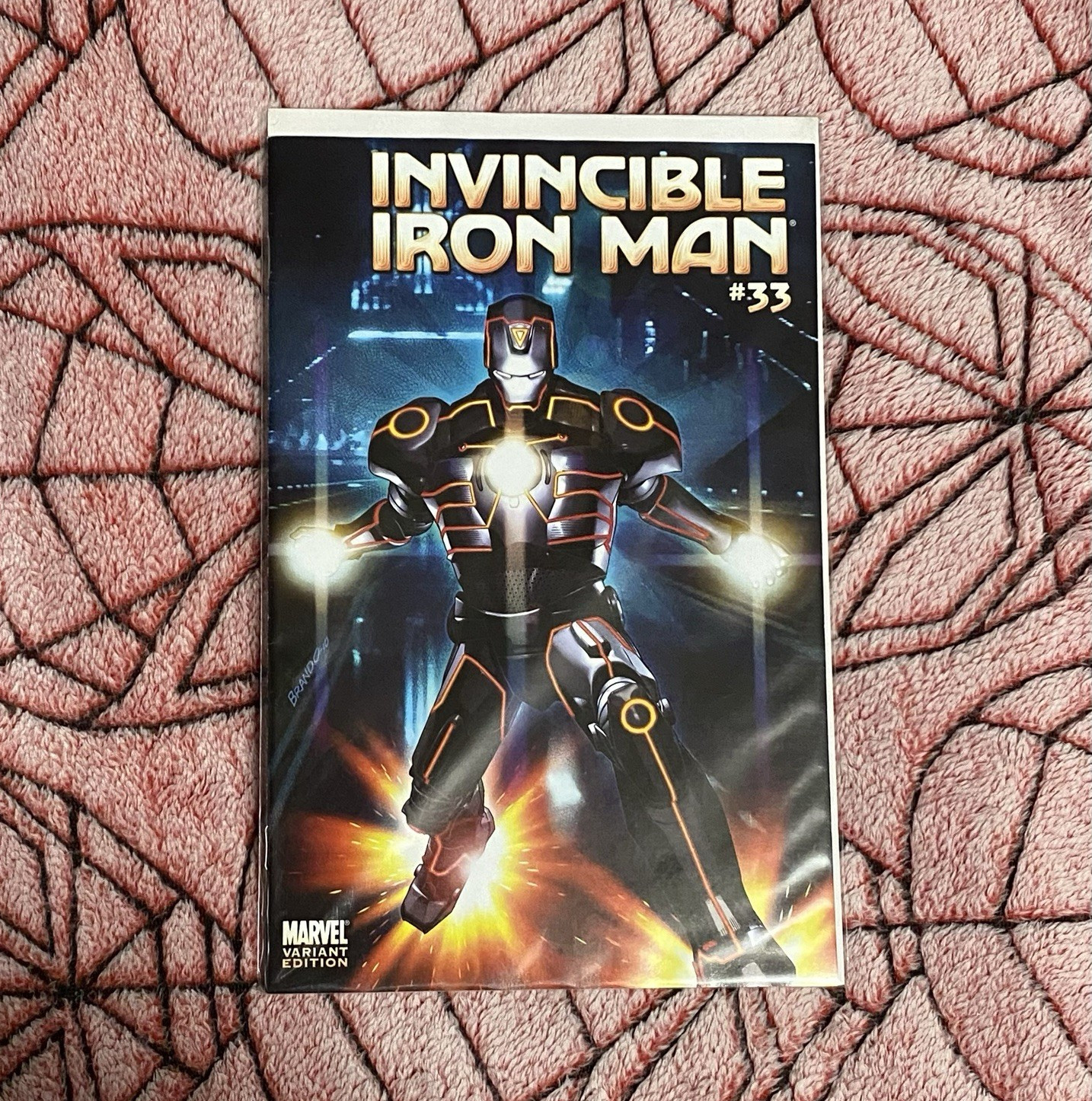 Invincible Iron Man #33 (2011) Tron Variant Edition-Rare