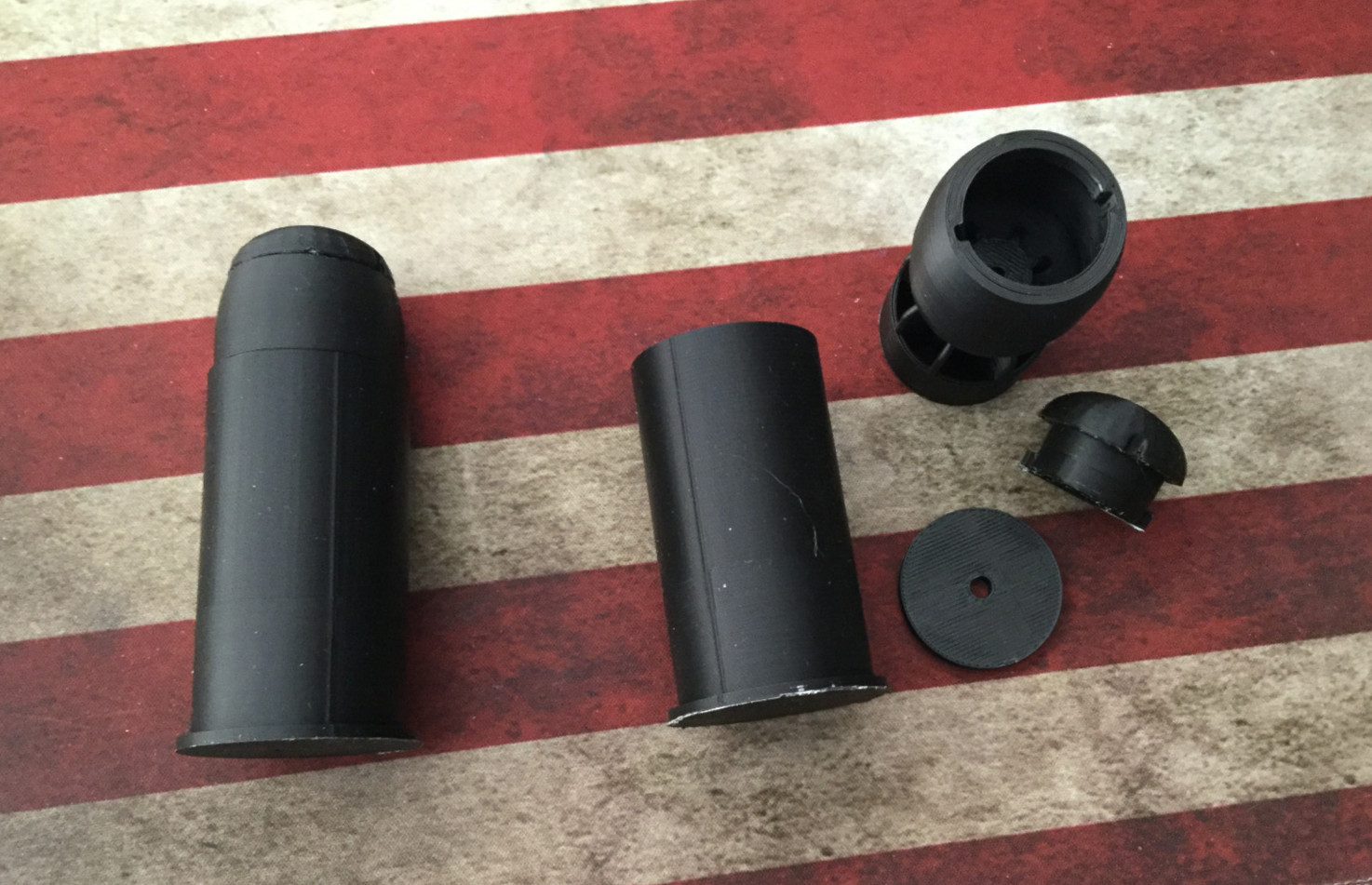 37mm practice / training round with twist lock 4mm fuse hole 37 mm projectile