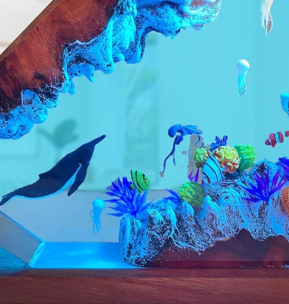 Drawelry Large Ocean Creative Epoxy Resin Wood Light Lamp, Deep Sea Cave Diving