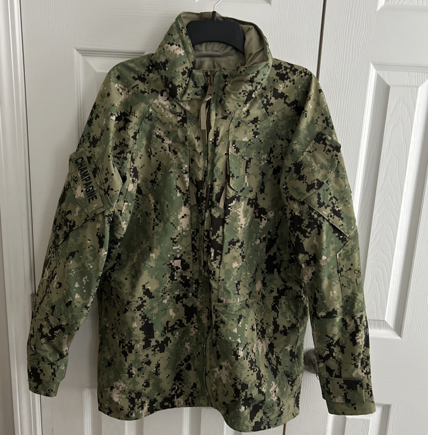 Valley Apparel US Navy NWU Type III Parka Size Medium Regular Looks New