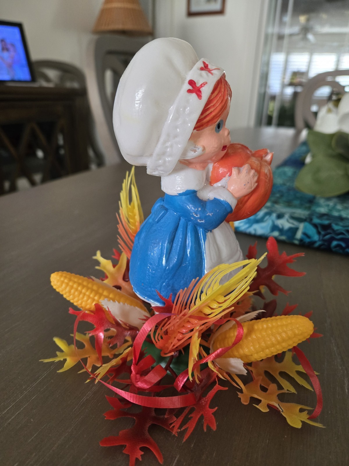 THANKSGIVING Florabelle Plastic 7.5″ Pilgrim Boy & Girl table Decorations OLD