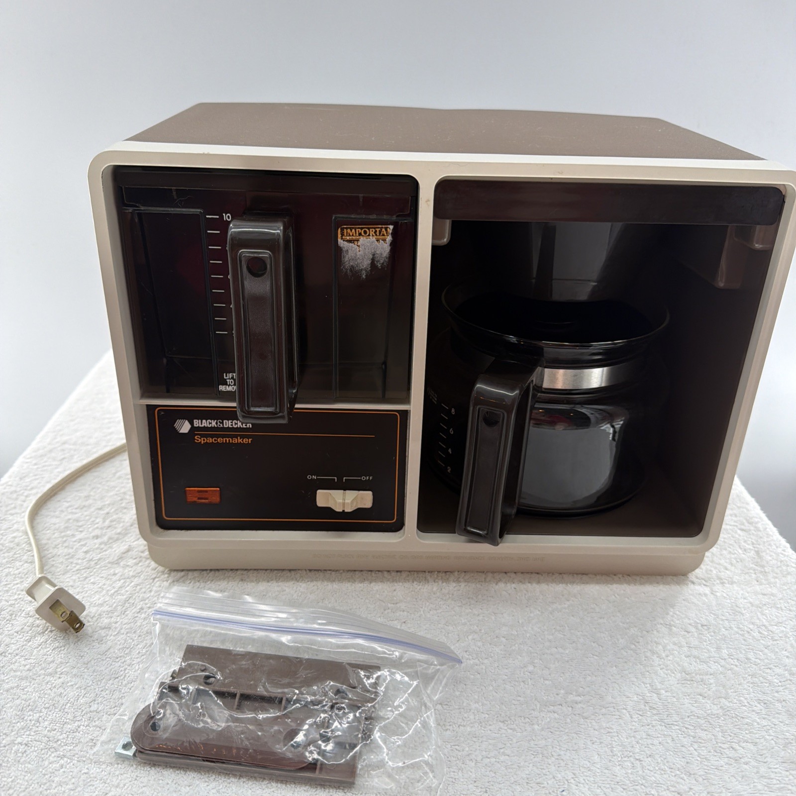 VTG General Electric Spacemaker 10-Cup Automatic Drip Coffee Maker Under Cabinet