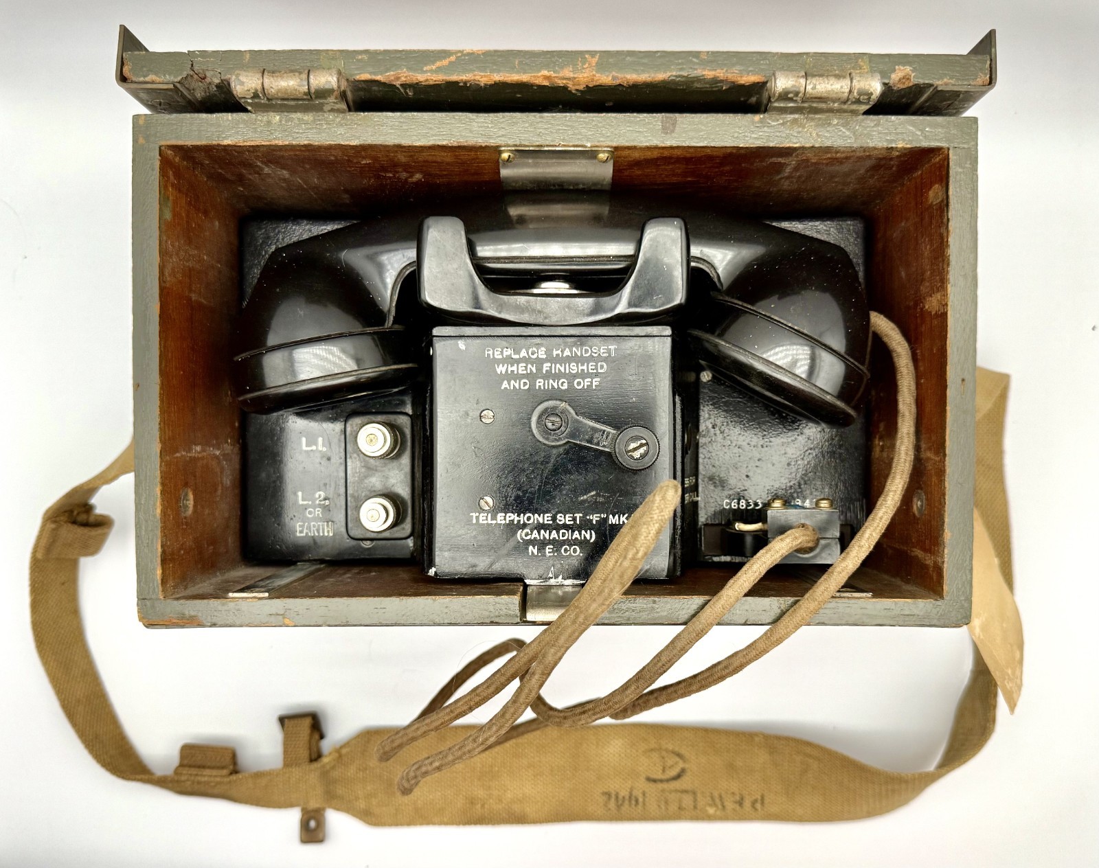 Vintage WW2 Canadian Type F MK1 Military Field Phone Northern Electric 1942
