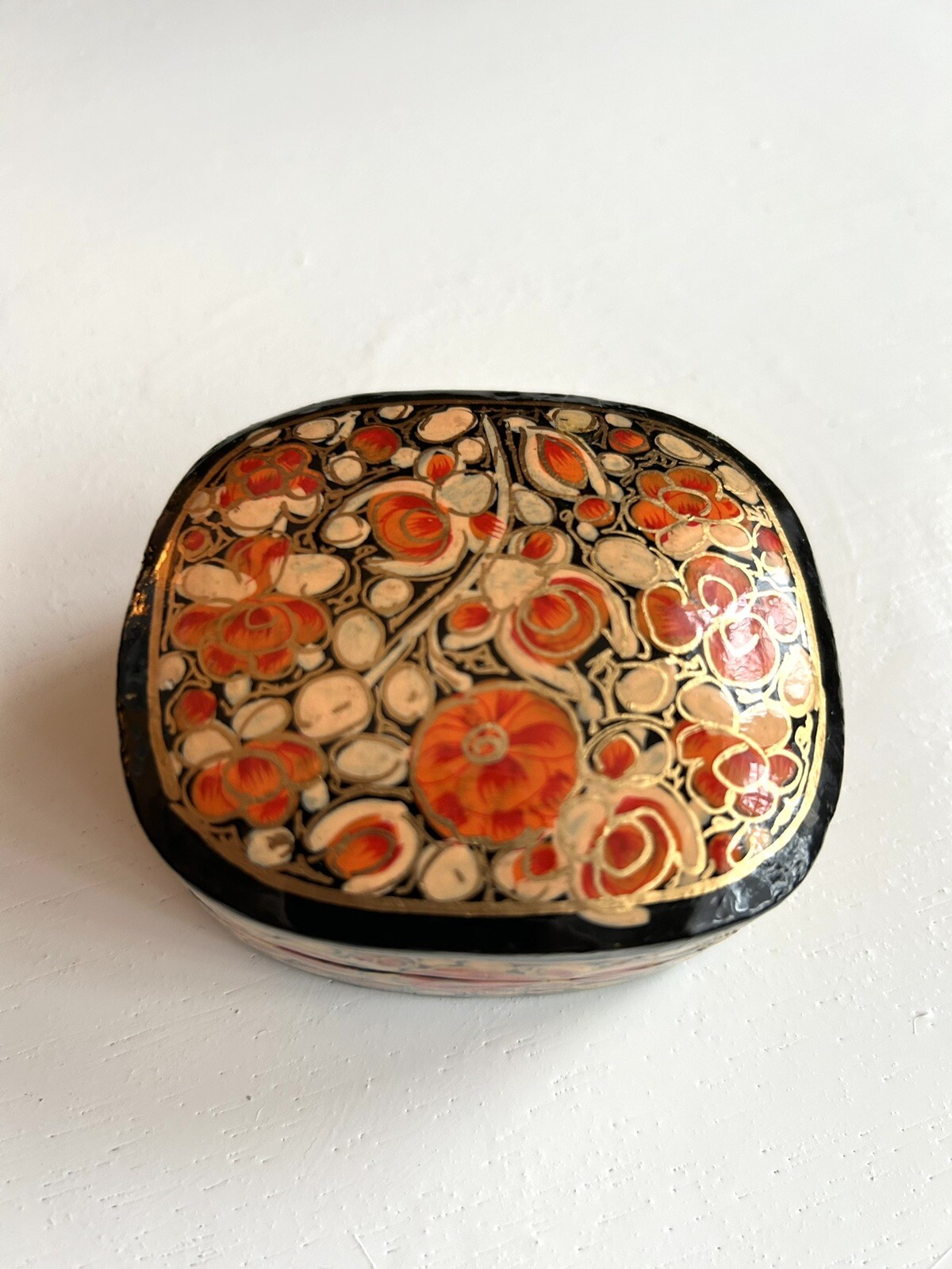 Kashmir Art Paper hand painted Flower and handmade Jewelry Box For Sale