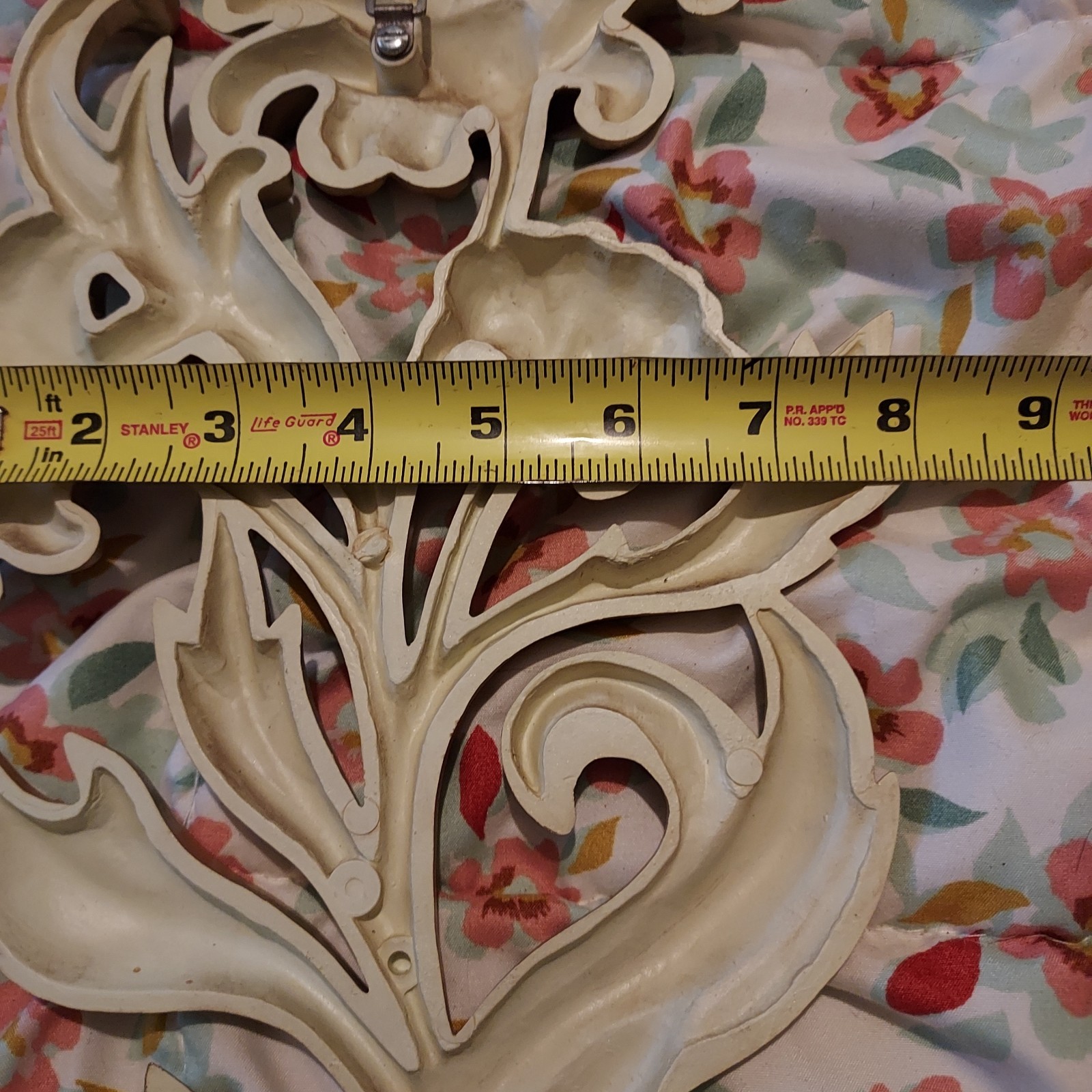 Hollywood Regency Gold Wall Flowers MCM Vtg 60s Floral Plastic Wall Decor