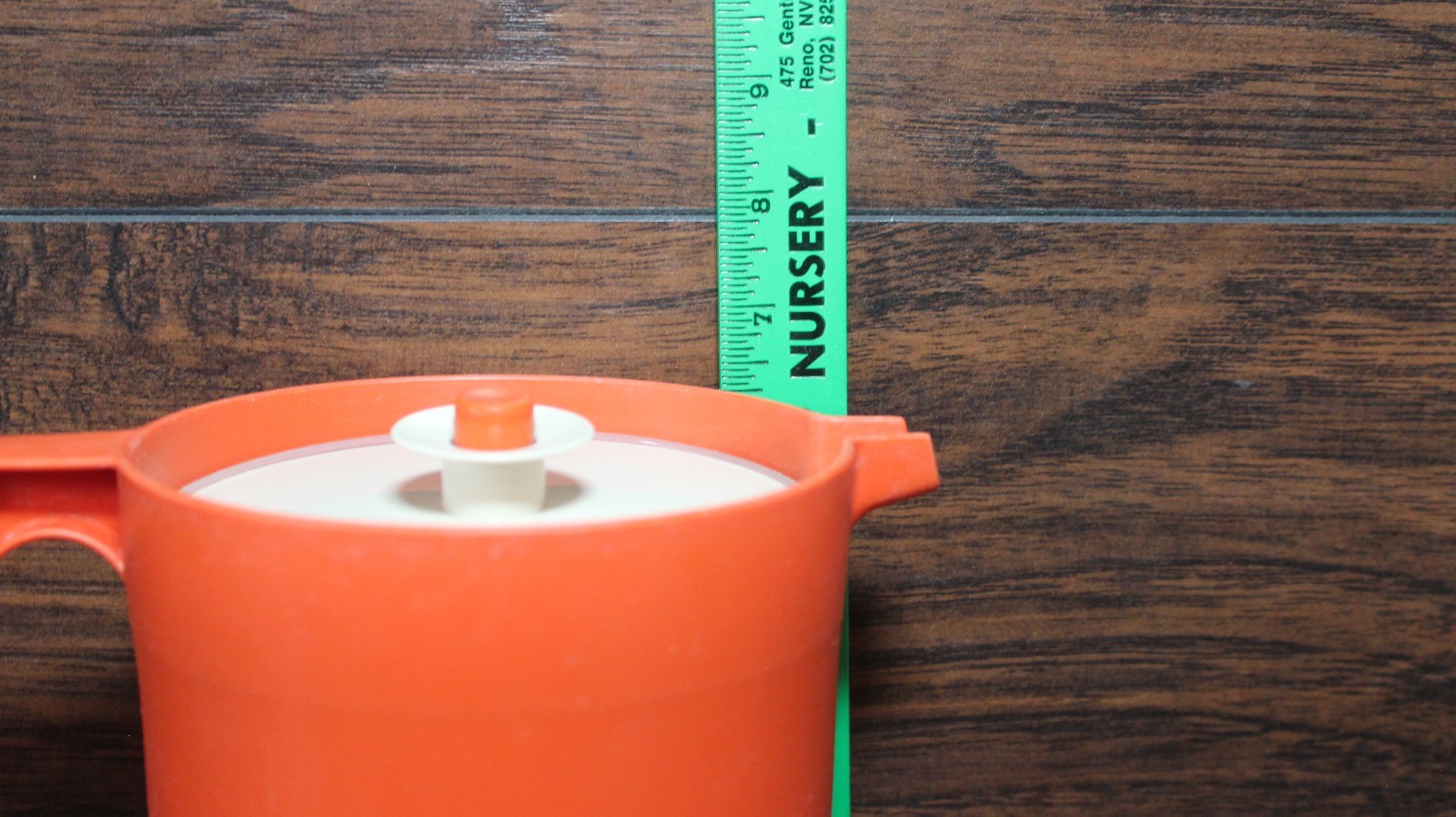 Vintage Retro Tupperware Push Button Water Juice Pitcher 1.5 QT, ORANGE