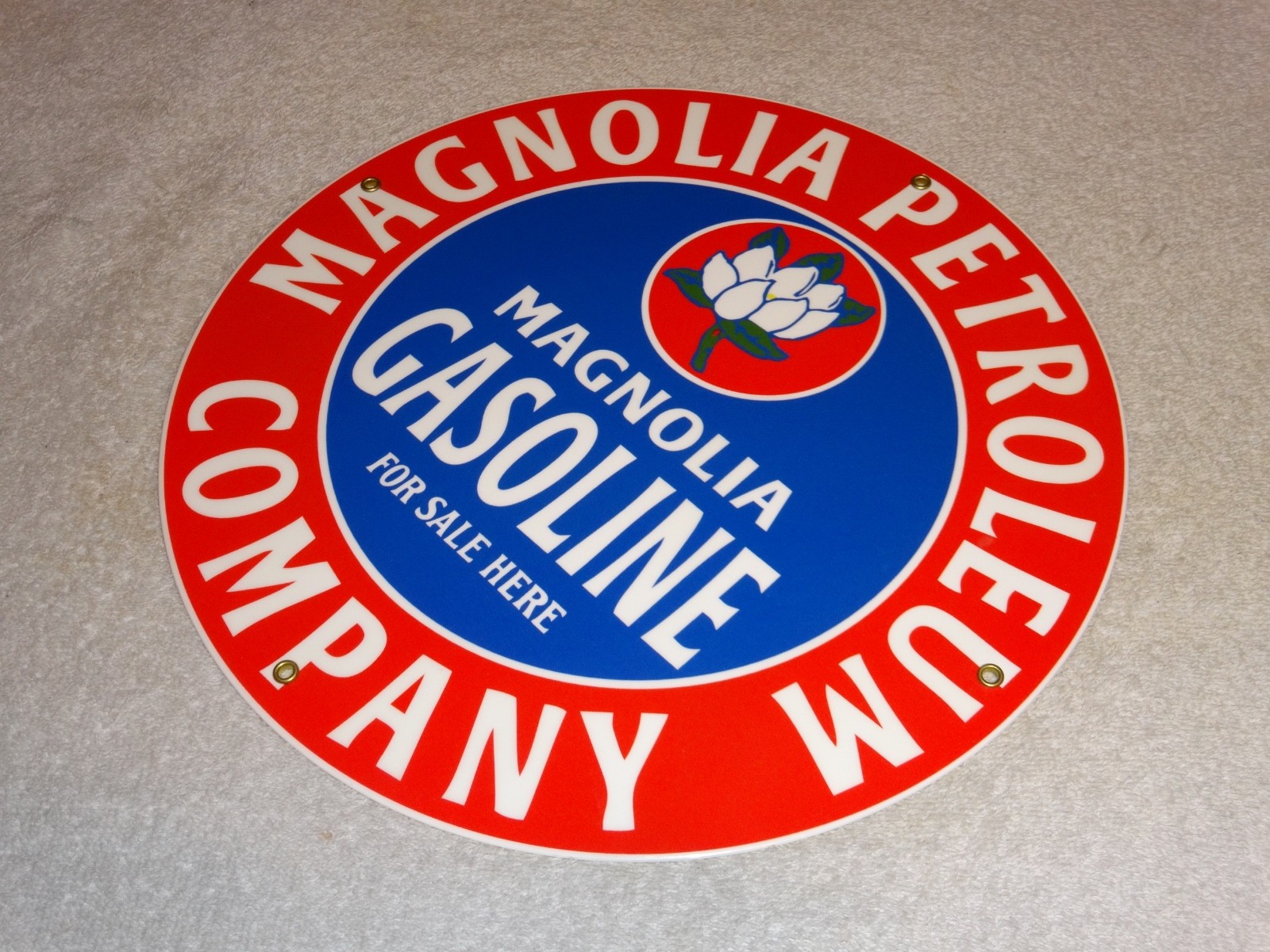 VINTAGE MOBIL MAGNOLIA PETROLEUM CO 11 3/4″ PORCELAIN METAL GASOLINE & OIL SIGN