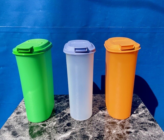 Tupperware Pitcher 2 L / 2qt With Hermetic Seal Different Colors New