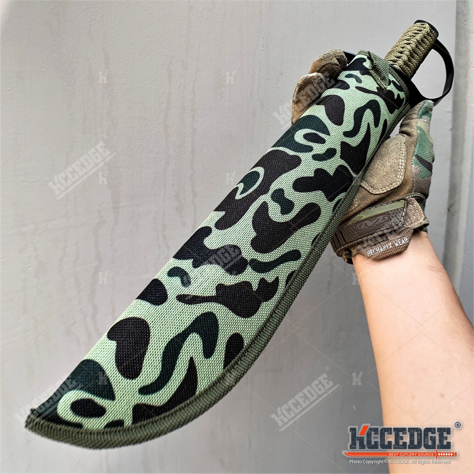 19.5″ FULL TANG MACHETE CHOPPING FIXED BLADE SWORD TACTICAL MACHETE WITH GUARD