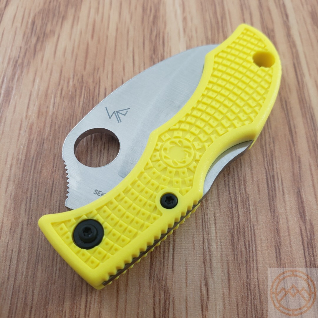 Spyderco Ladybug3 Salt Folding Knife 1.88″ Serrated H1 Steel Blade FRN Handle