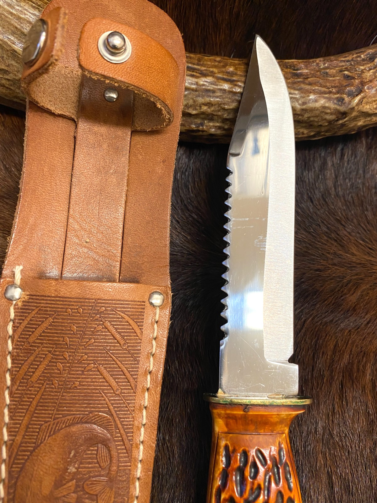 Colonial, Providence, USA. Fish Master Knife, Stainless, Leather Sheath, 9 1/8″