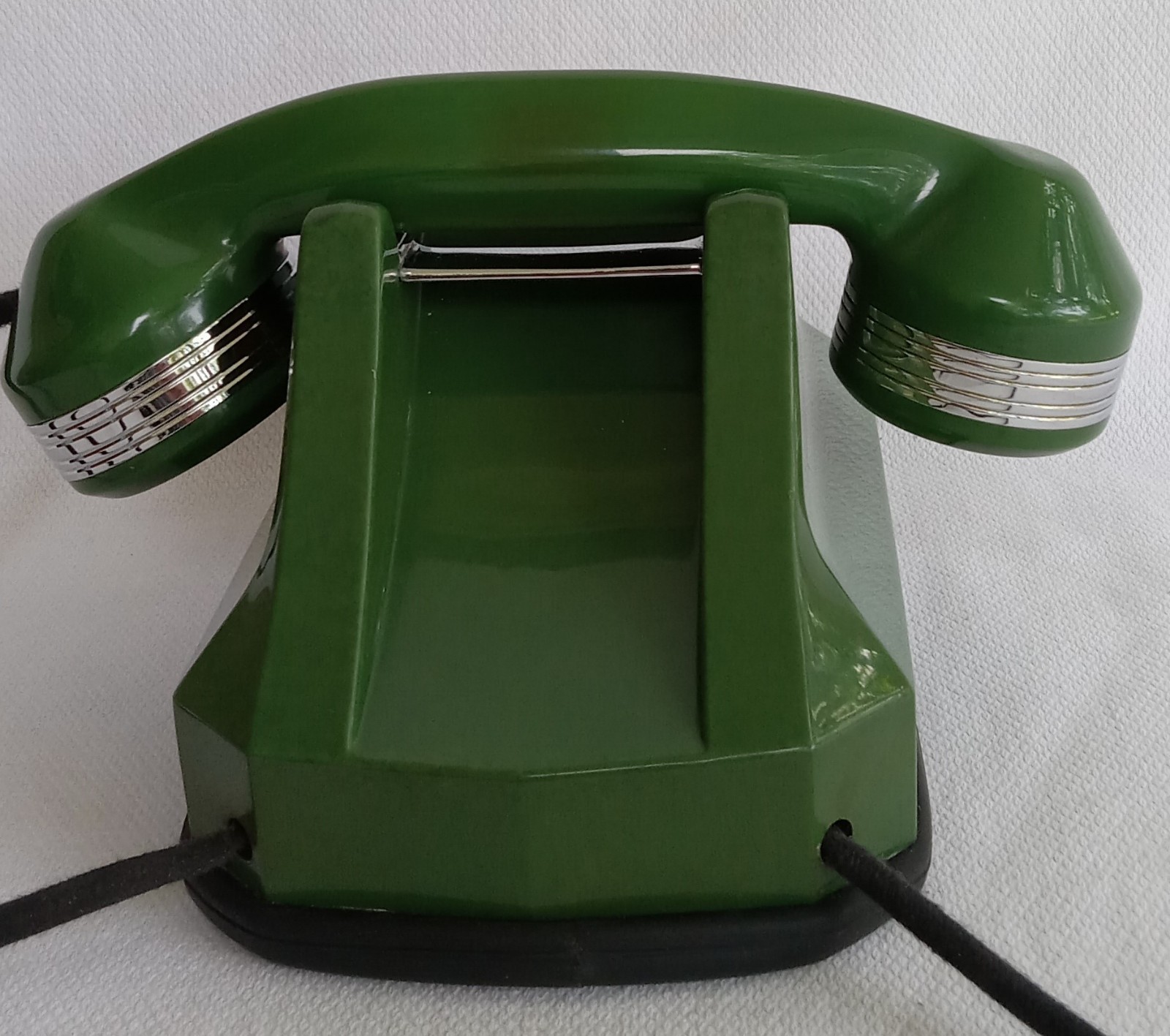 Automatic Electric Monophone AE40Jade green telephone Vintage Art Deco Chrome
