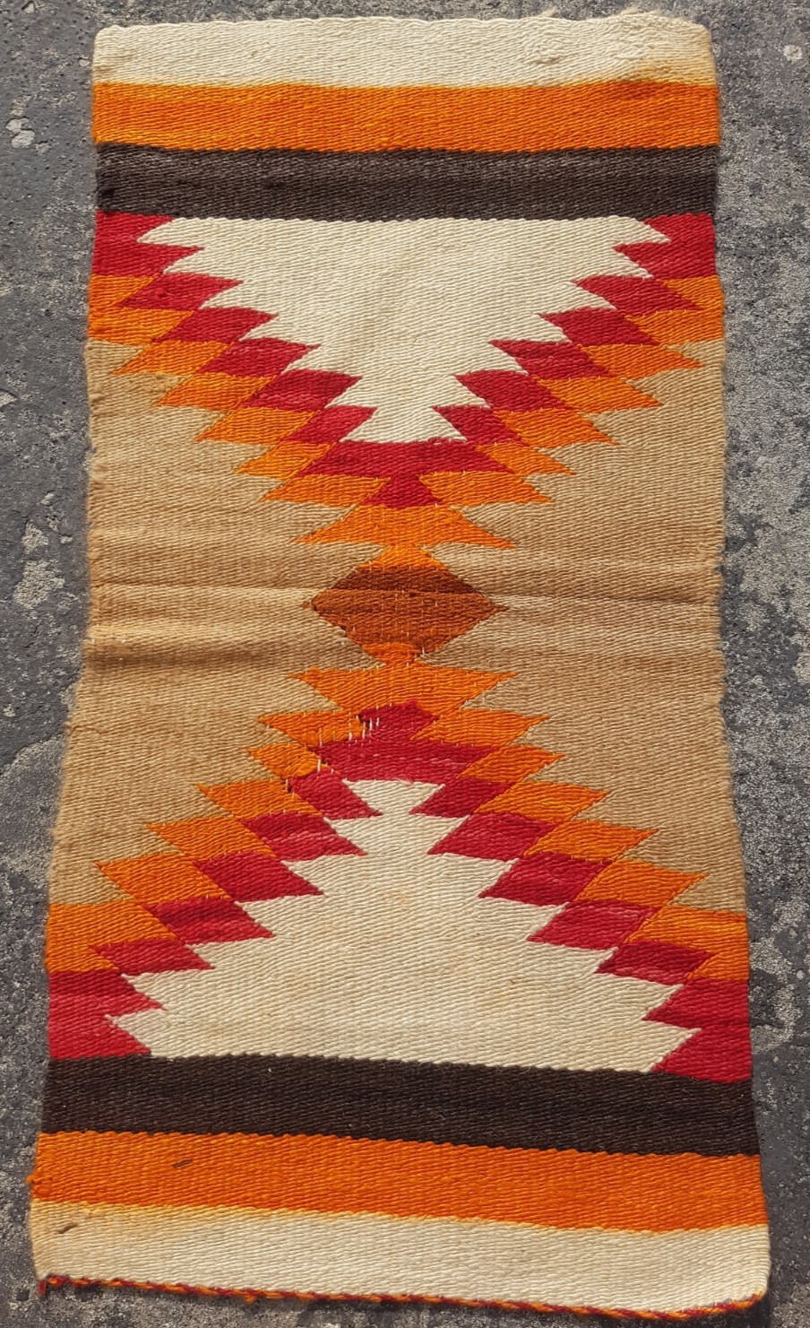 Vintage Navajo Handwoven Beautiful Native American Rug Carpet 35.4×17.7 In
