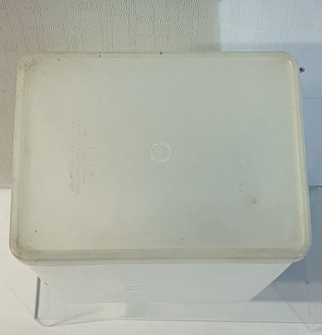 Tupperware 1/2 Gallon Ice Cream Freezer Storage Container #484 Lid #486 Vintage