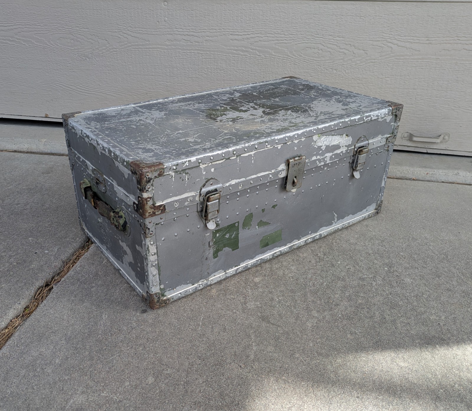 Vintage Industrial US Army Military Riveted Metal Footlocker Steamer Trunk F75