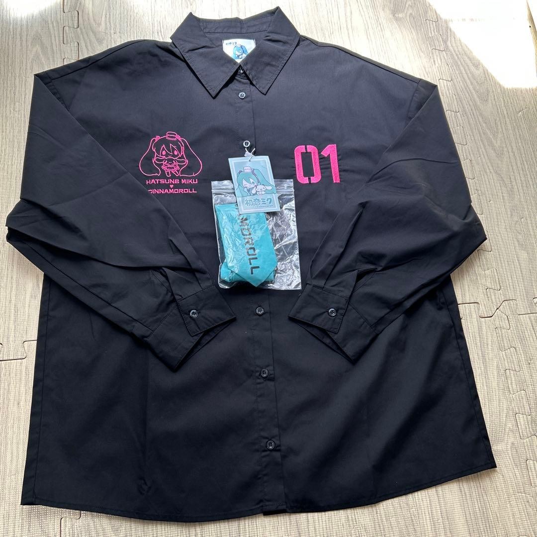 Hatsune Miku x Cinnamoroll Black Long Sleeve Shirt M Polyester Cotton Blend
