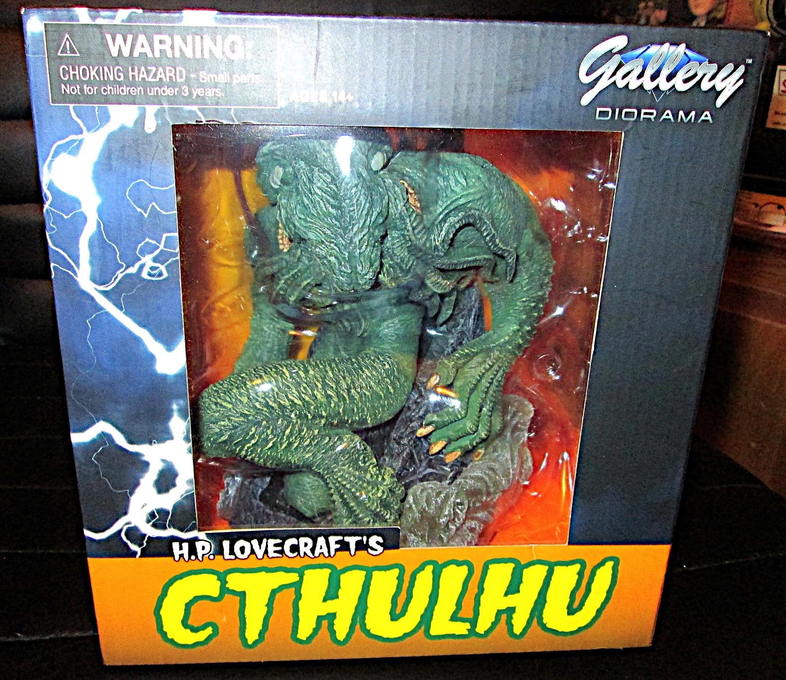 H.P. Lovecraft Cthulhu Gallery Diorama Statue 10″ Figure Diamond Select NEW