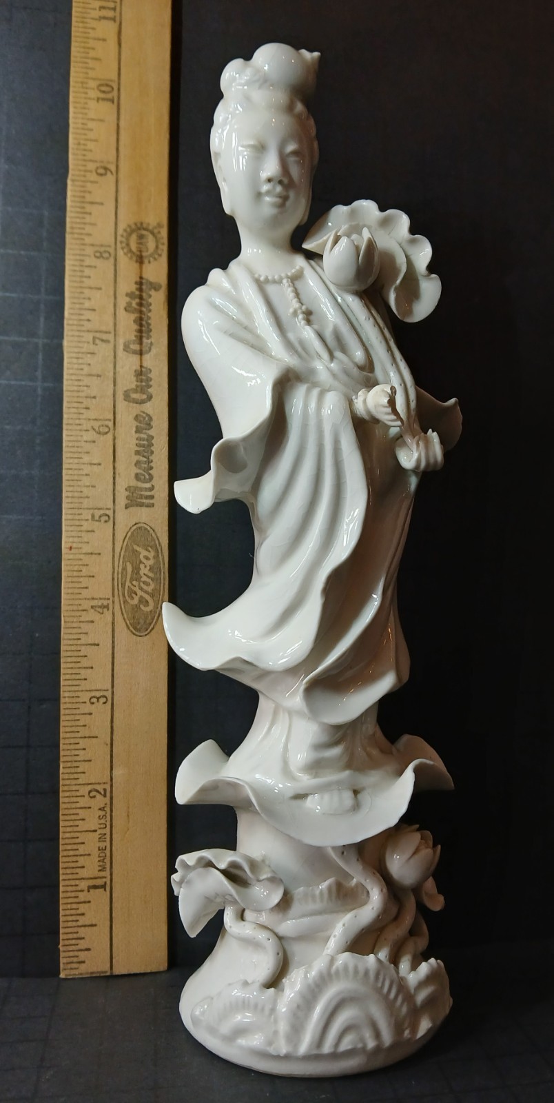 Vintage Guanyin (Kwan Yin) Figurine Compassion Blanc de Chine China As Is