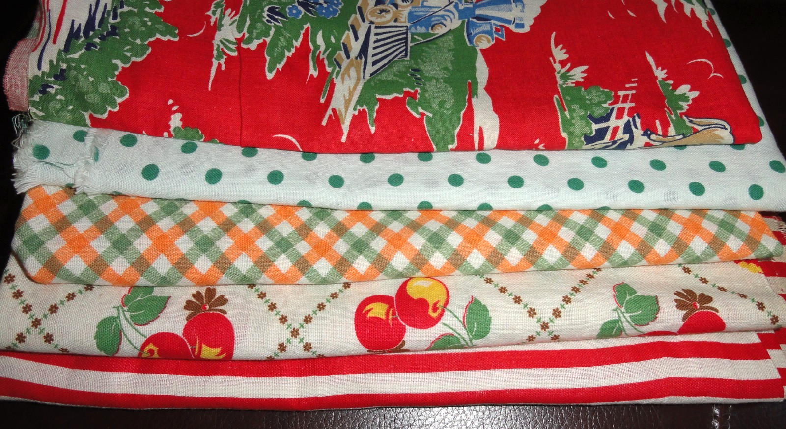 5 Feedsacks Flour Bag Fabric ~ Full Open ~ Assorted Colors & Designs ~ see Pics