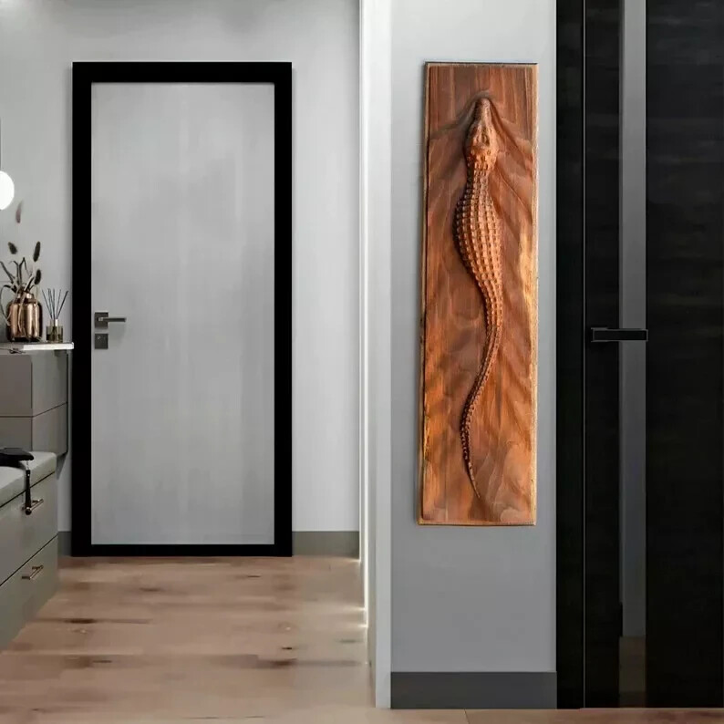 Elegant Designer Alligator Crocodile Sculpture – Wall Hanging Wooden Wall Decor