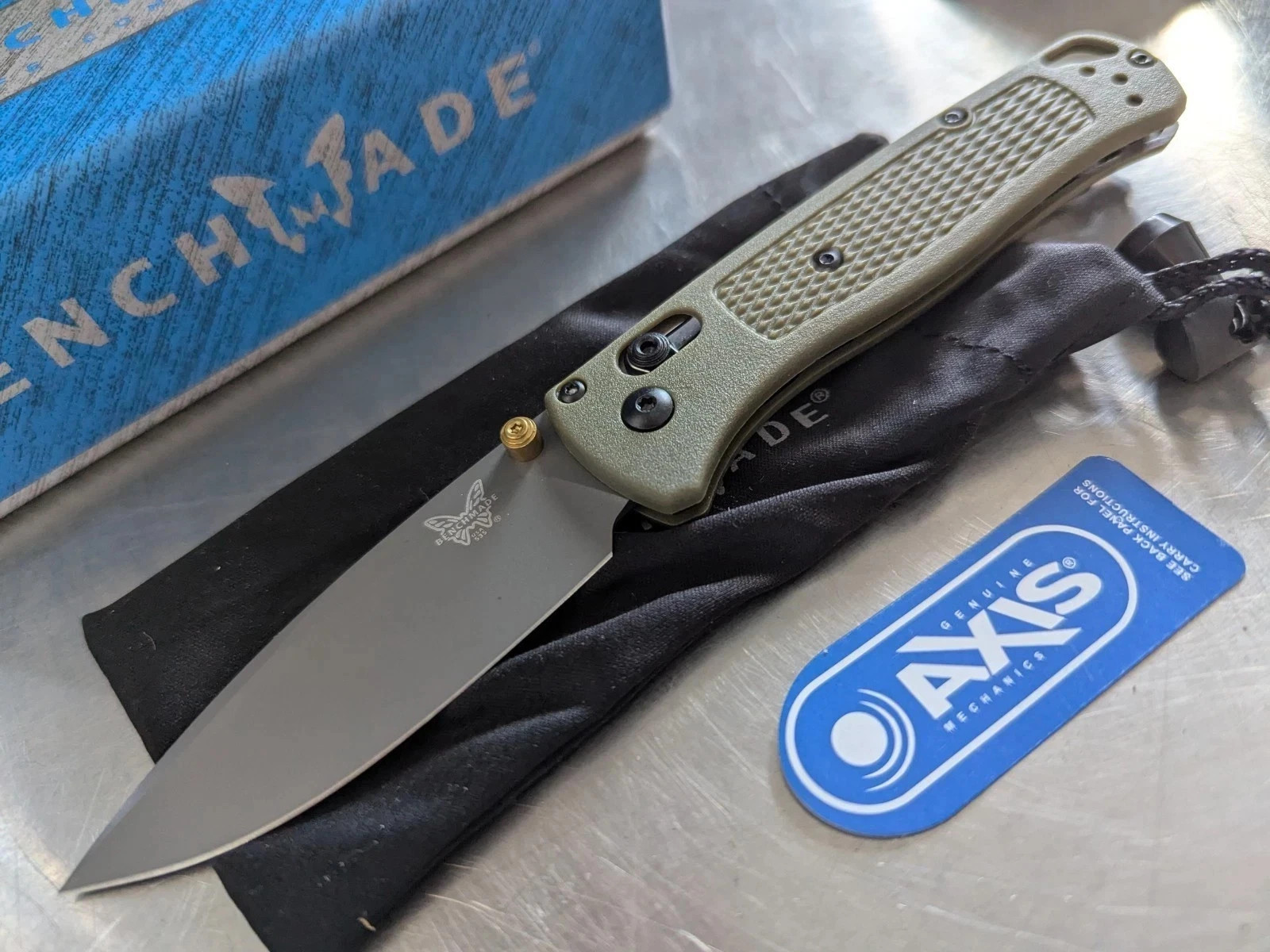 Benchmade 535 Bugout, Green Grivory Handle, CPM-S30V Blade, Folding Knife New
