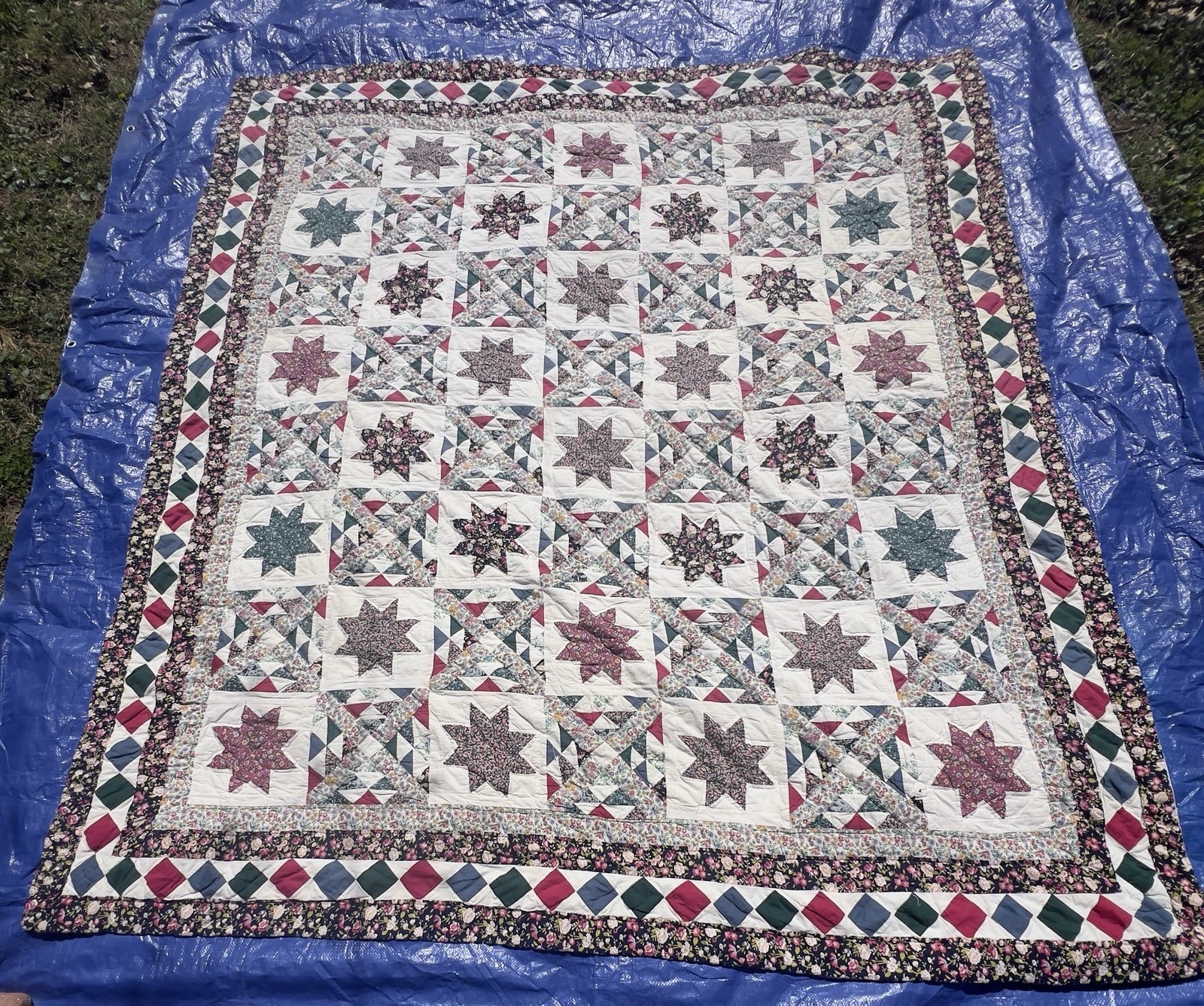 Antique Handmade Sawtooth Star Pattern Queen sized Quilt 93” X 83” Multicolor