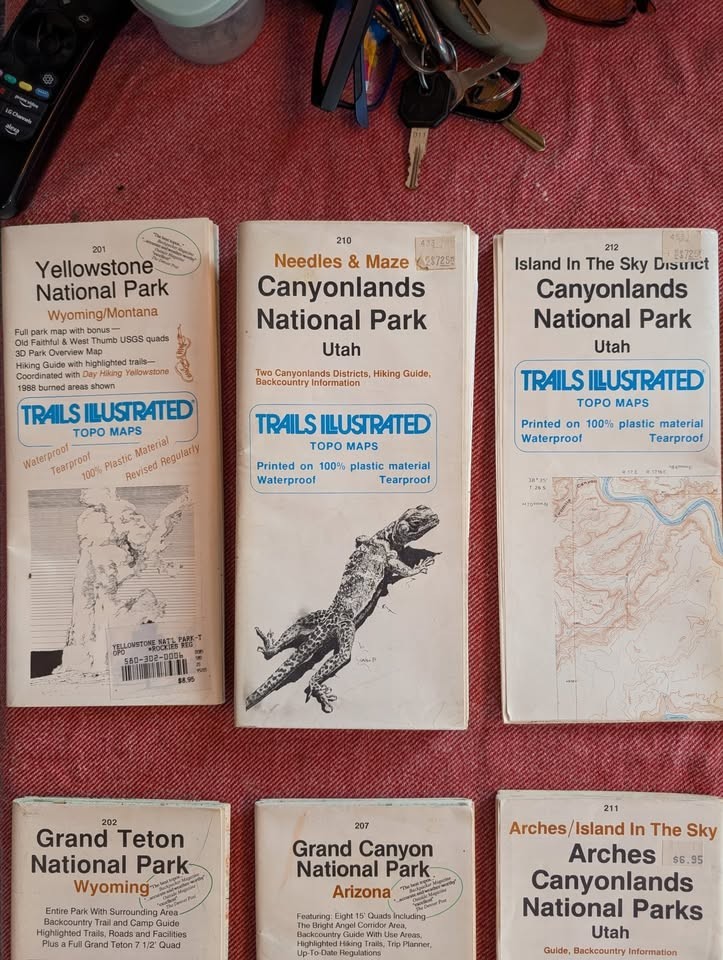Ten (10) Trails Illustrated Topo Maps – National Parks – Tear Resistant