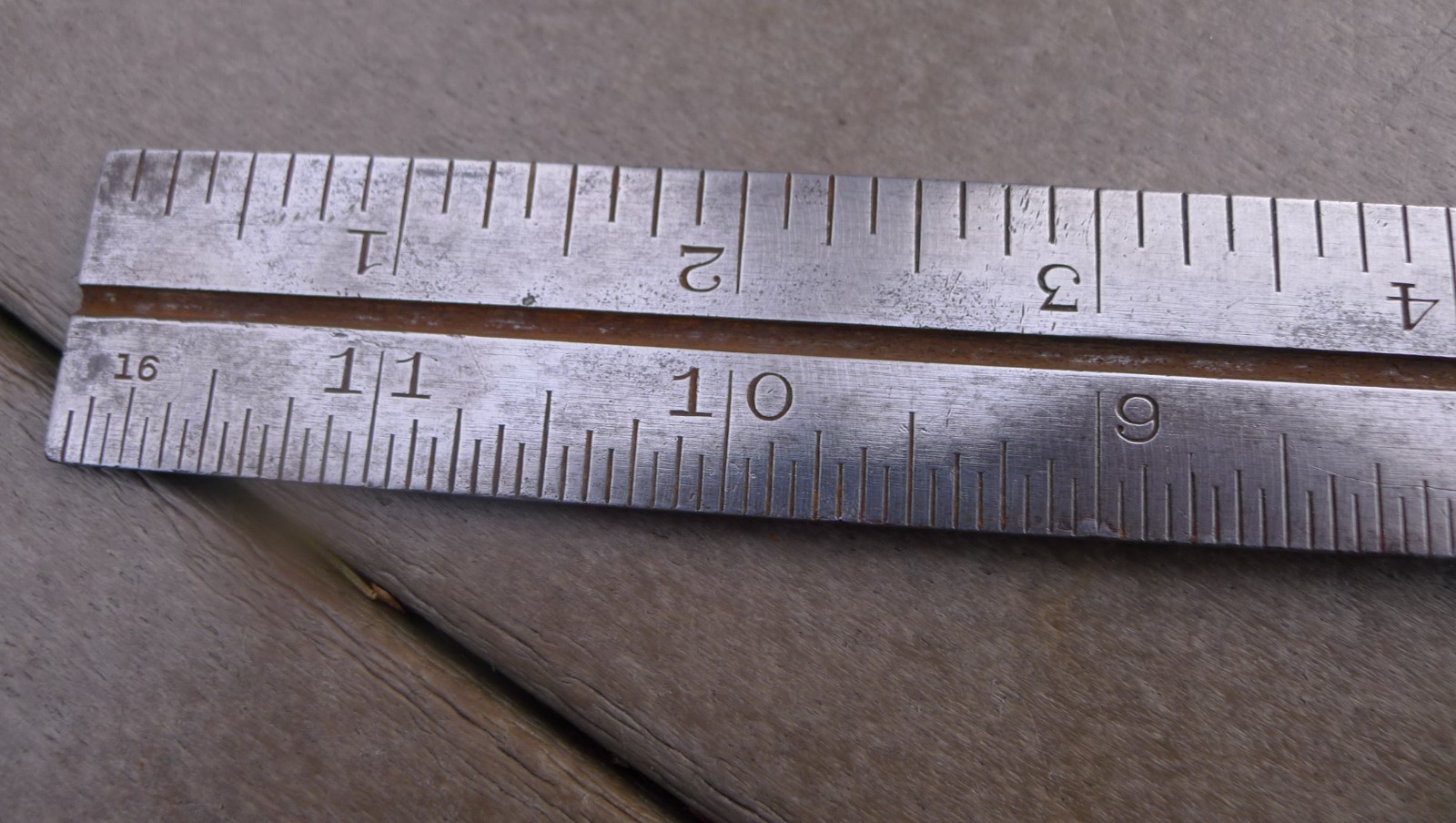 VTG UNION TOOL CO CARPENTERS COMBINATION SQUARE, 12″, 4 GRAD
