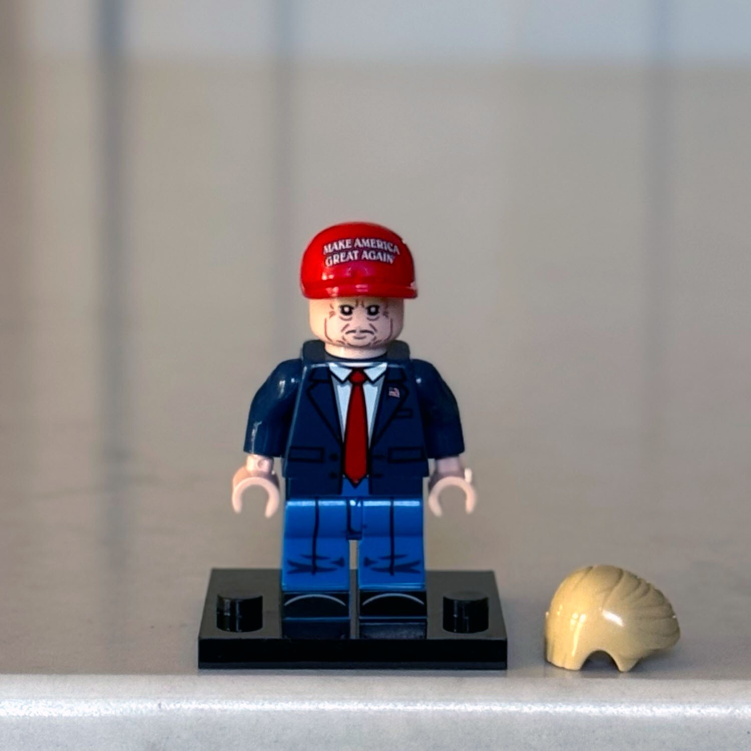 BRAND NEW President Donald Trump Lego Minifigure With MAGA Hat! – U.S. Seller!!!