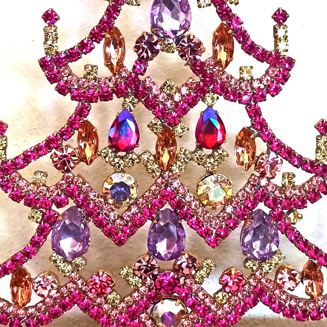 Czech Rhinestone Standing XL Xmas Tree 19.5 cm / 7.5 in – FREE SHIPPING