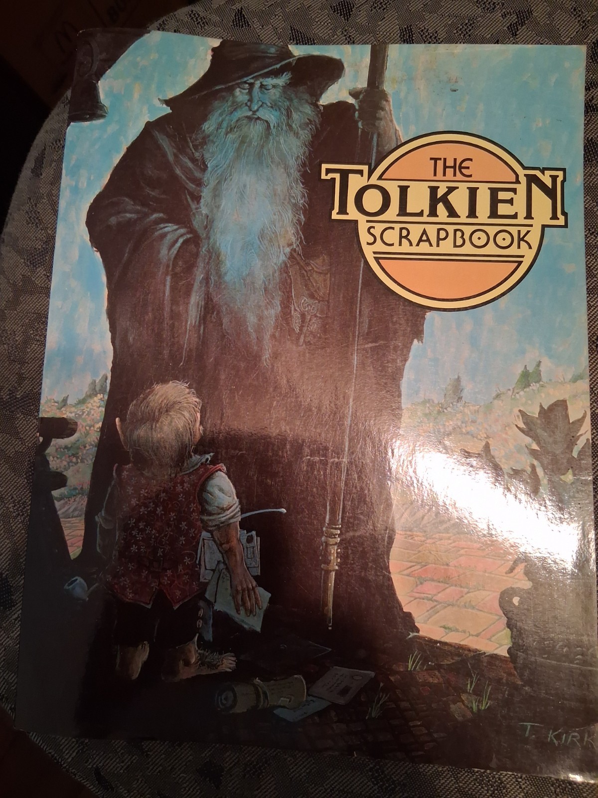 Vintage 1978 The Tolkien Scrapbook by Running Press 191 pages