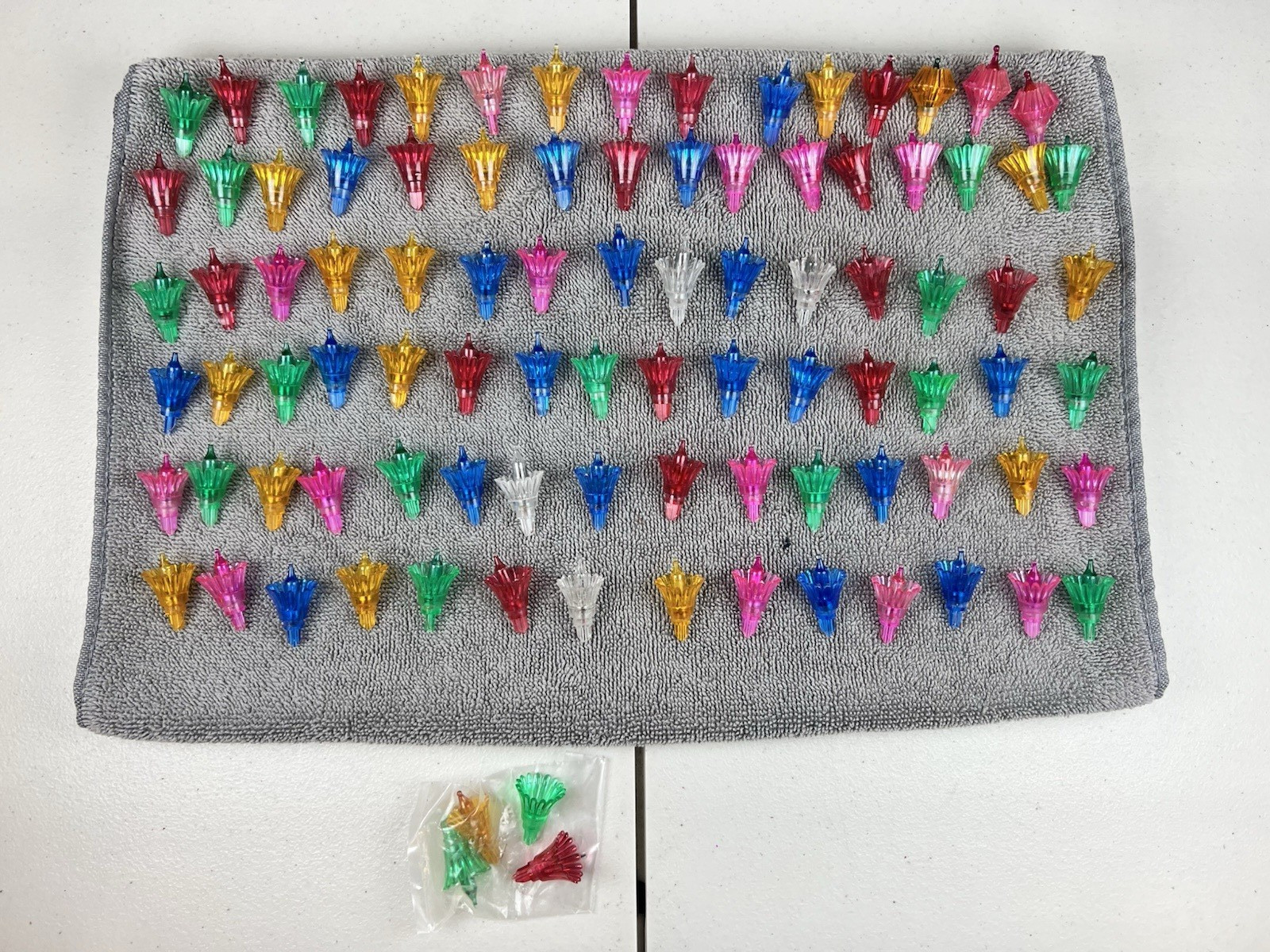Vintage Push In Replacement Tulip Reflector Plastic Lights Multicolor Lot 90