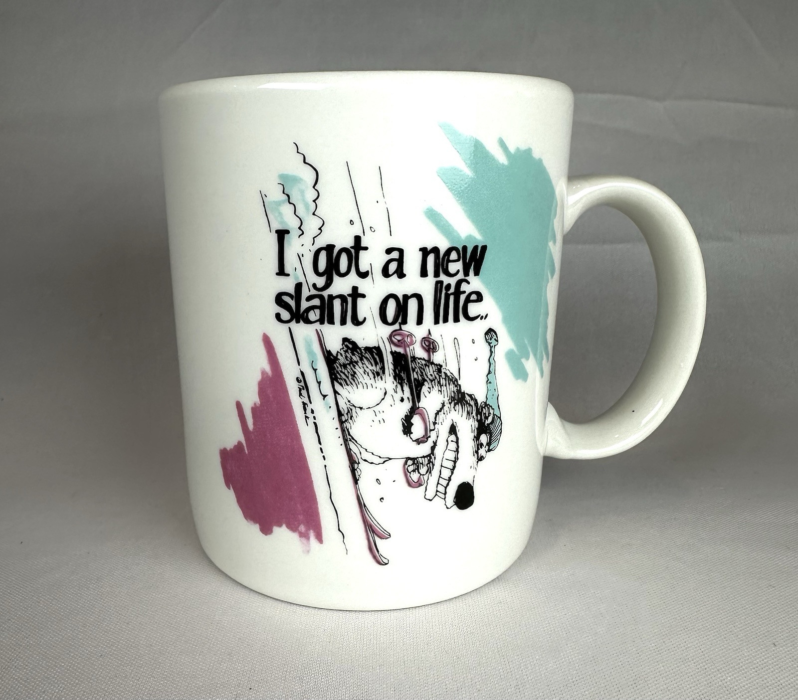 1988 Vintage ** DOG SKIING – I Got a New Slant on Life ** Ceramic Coffee Mug USA