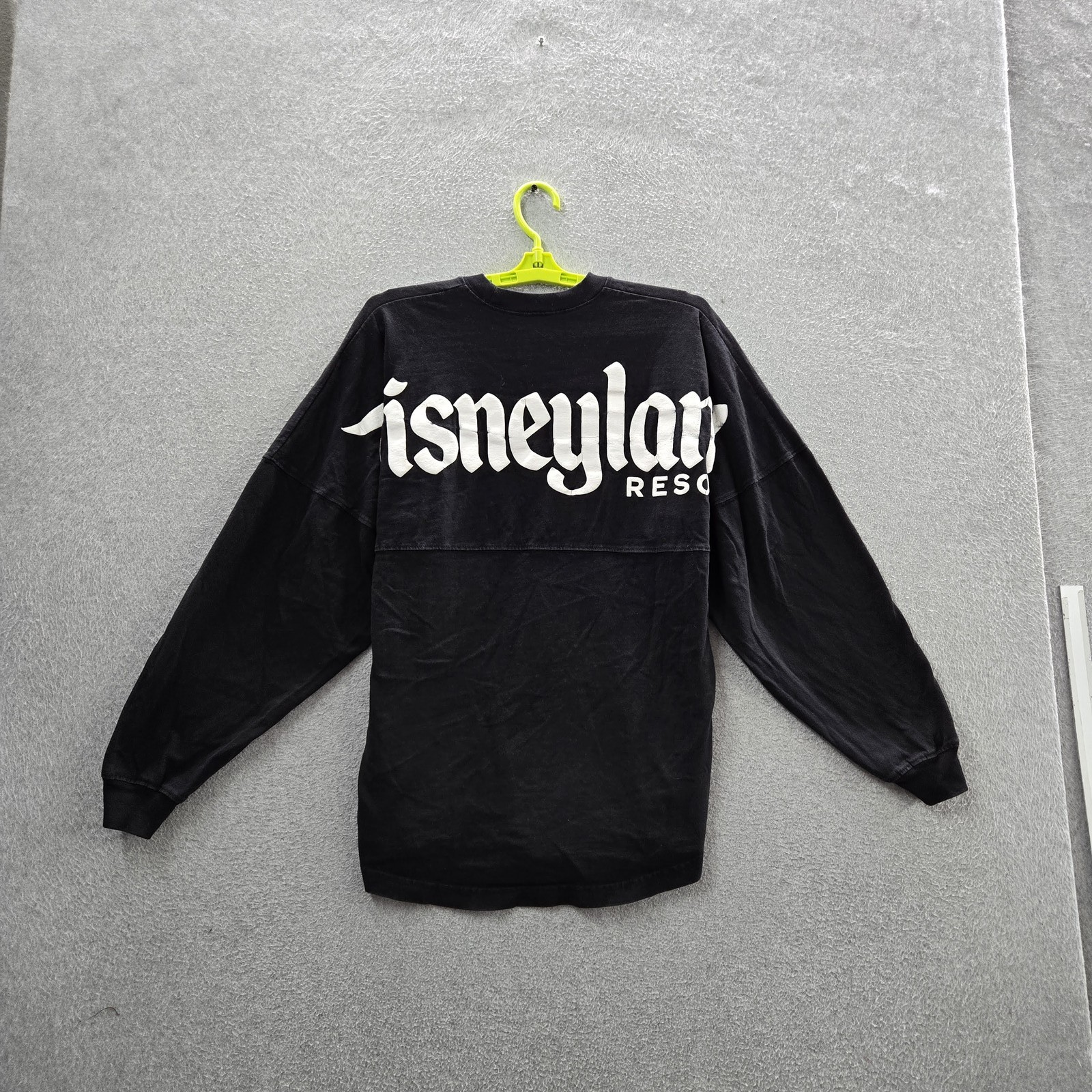 Disney Women Shirt S Black Graphic Disneyland Resort Spirit Jersey Logo READ