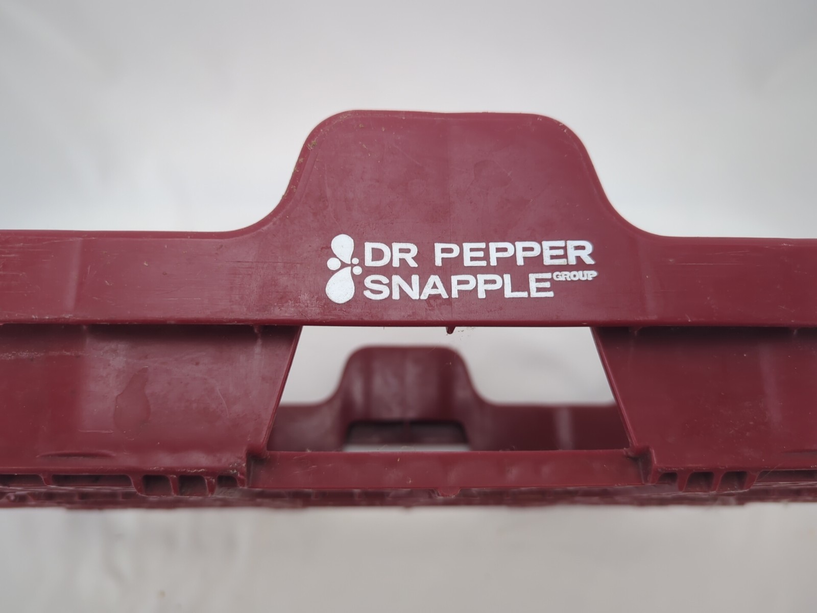 Vintage Red Dr Pepper Snapple Plastic Caddy Crate Display Pop Sodas Collectible
