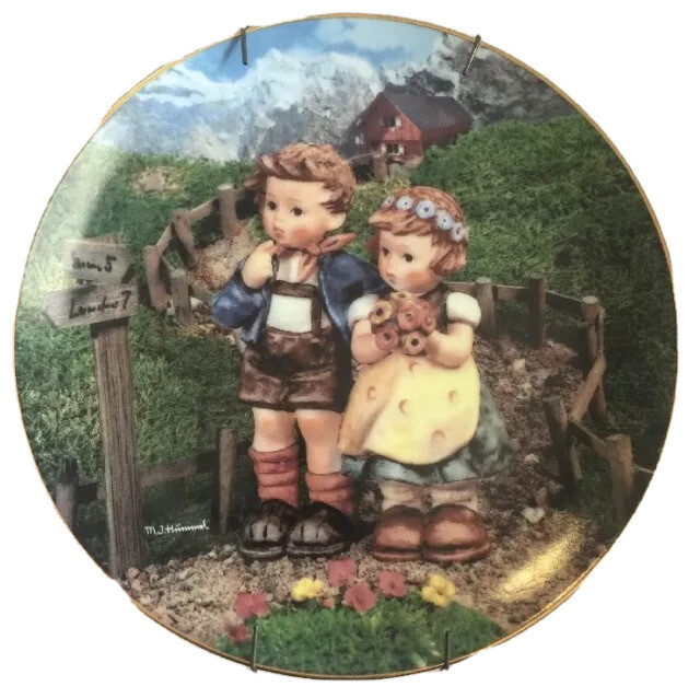 MJ Hummel LITTLE COMPANIONS Collectors Plate “COUNTRY CROSSROADS”