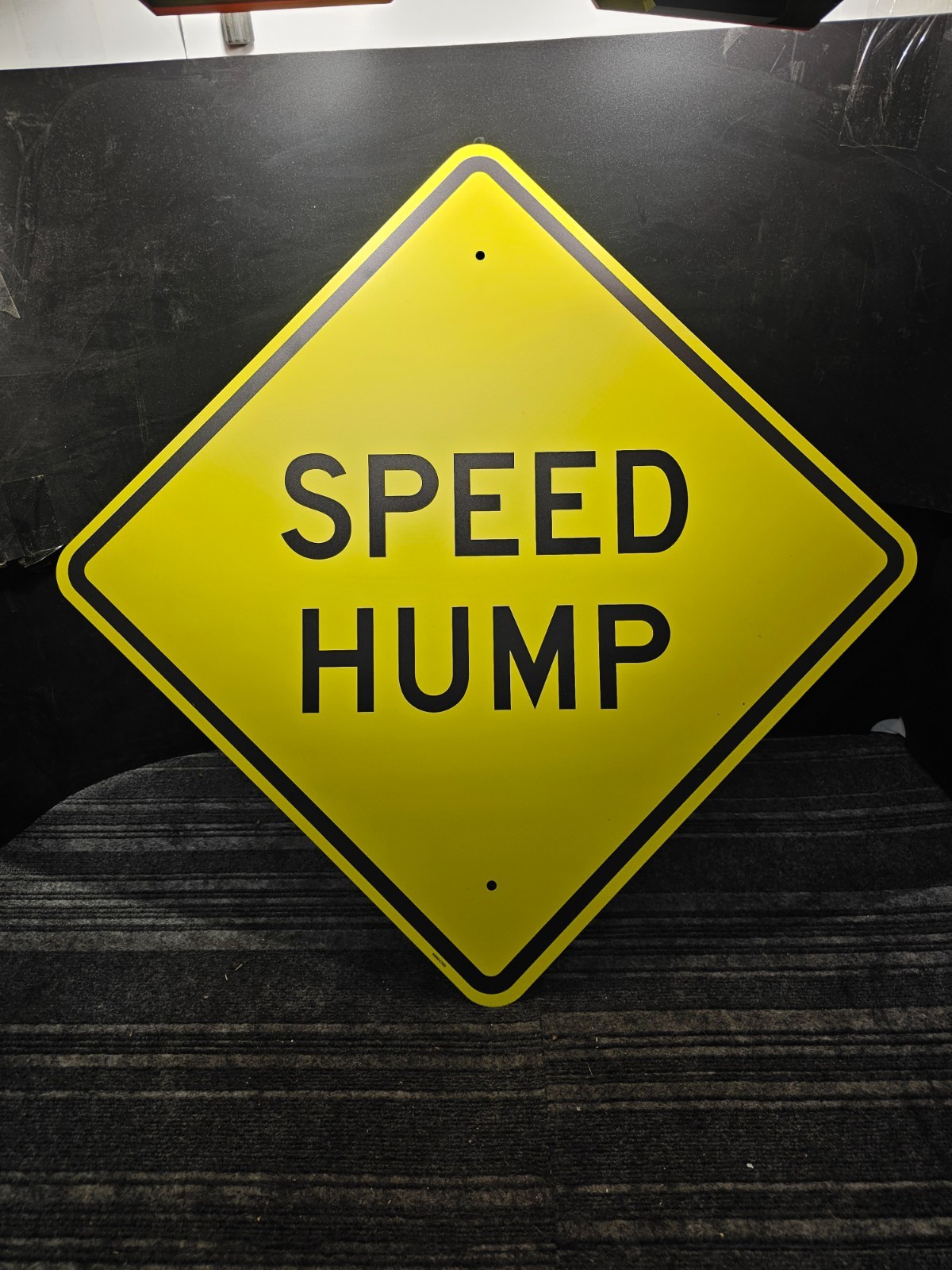 “Speed Hump” Metal Traffic Sign Heavy Duty 24 x 24 inch, Black and Yellow