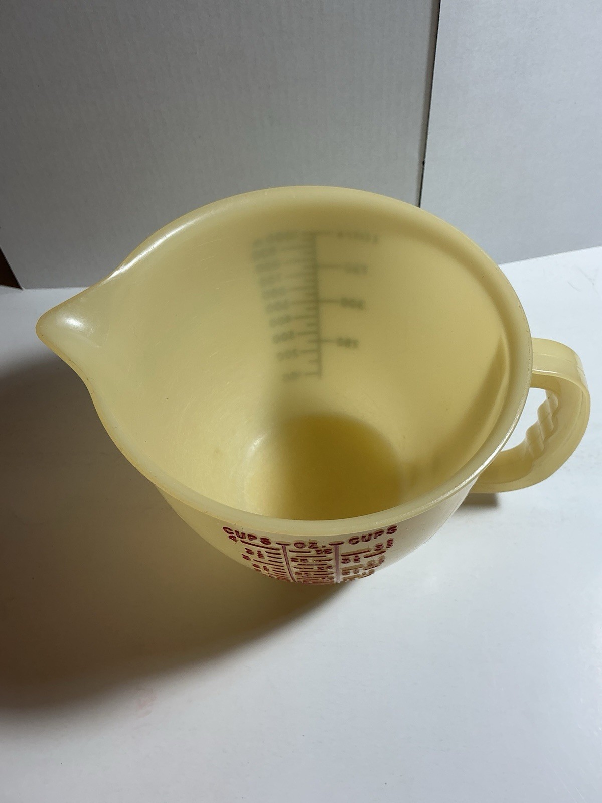 Vintage Tupperware 4 Cup Mix N Store Measuring Pitcher No Lid 1977 USA