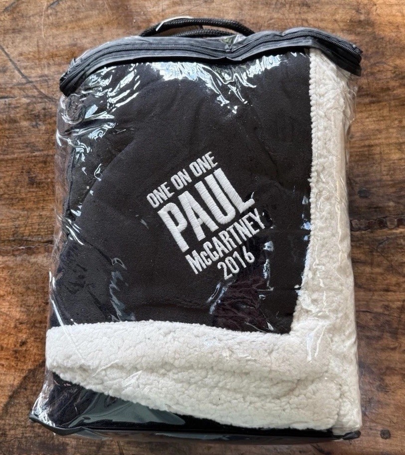 Paul McCartney 2016 Tour Lounge Throw Blanket Black White Collectible New